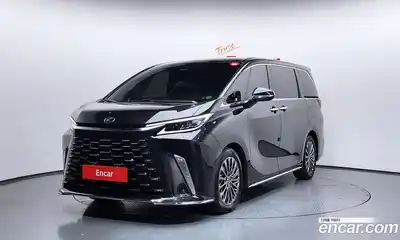 Lexus LM 500h Executive