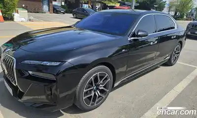 BMW 7-Series 2025 3.0 гидро в Москве № 1917236, миниатюра 2