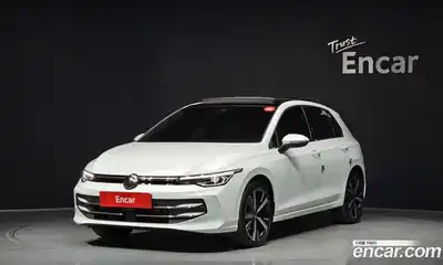 Volkswagen Golf, 2025