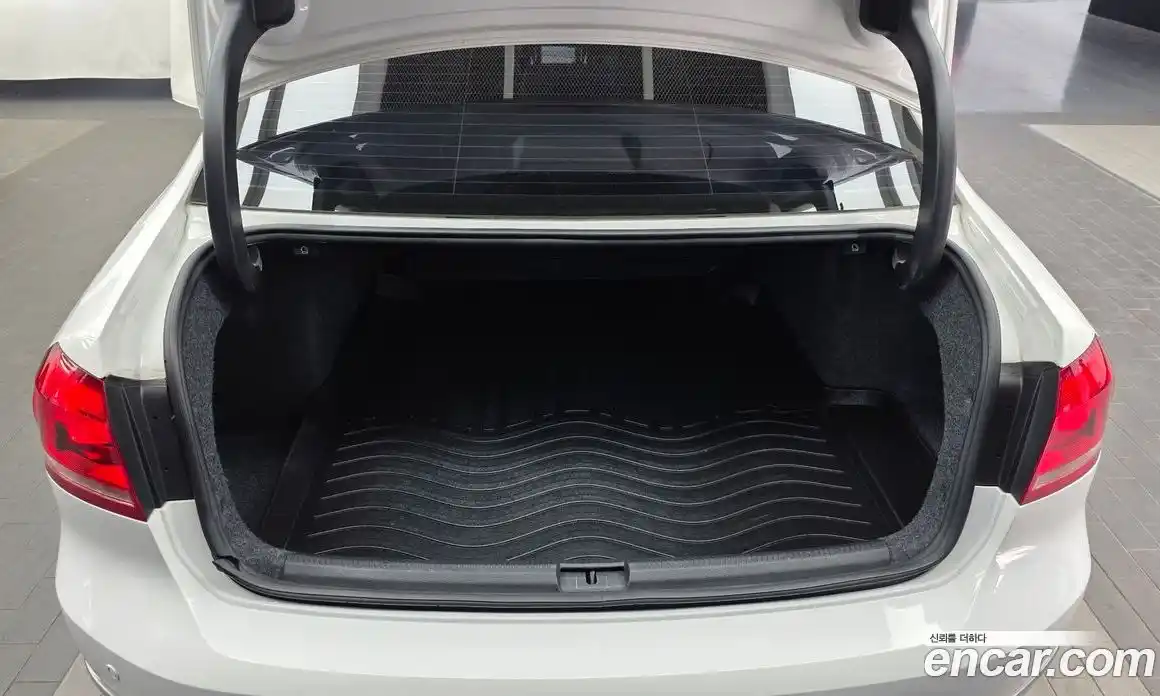 Volkswagen Passat 2015 2.0 гидро в Москве № 1917571, фото 20