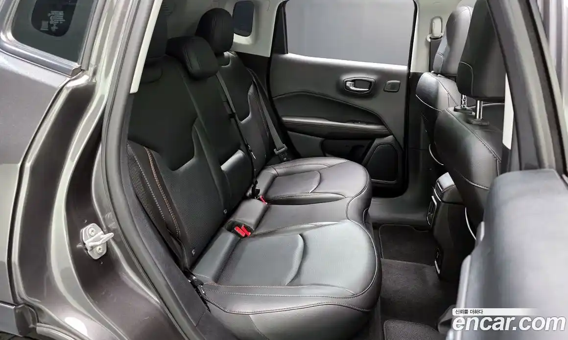 Jeep Compass 2019 2.4 гидро в Москве № 1918976, фото 17