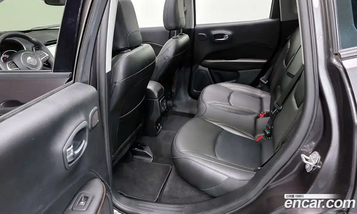 Jeep Compass 2019 2.4 гидро в Москве № 1918976, фото 18