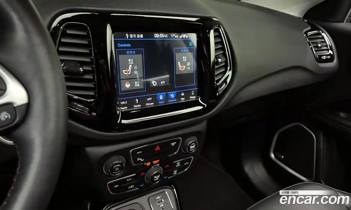 Jeep Compass 2019 2.4 гидро в Москве № 1918976, фото 23