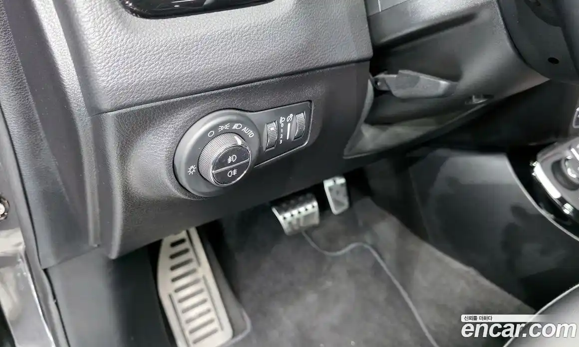 Jeep Compass 2019 2.4 гидро в Москве № 1918976, фото 25