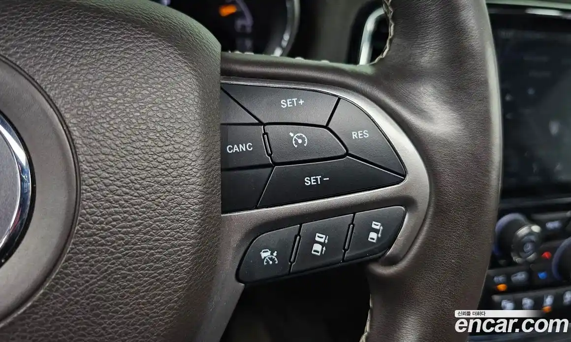 Jeep Cherokee 2019 3.6 гидро в Москве № 1919265, фото 22
