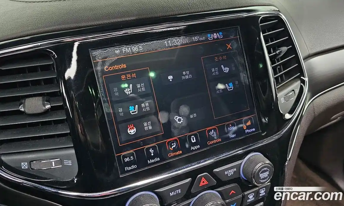 Jeep Cherokee 2019 3.6 гидро в Москве № 1919265, фото 25