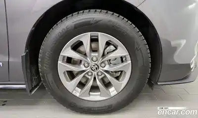 Toyota Sienna 2021 2.5 гидро в Москве № 1919567, миниатюра 7