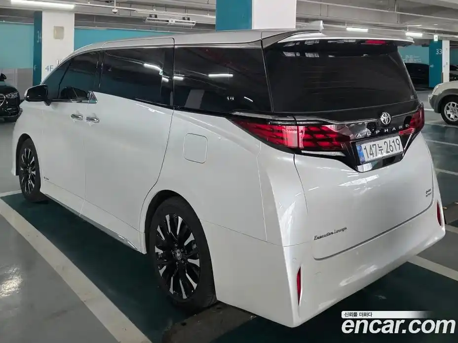 Toyota Alphard 2025 2.5 гидро в Москве № 1919690, фото 3