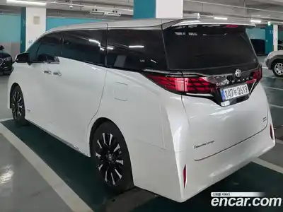 Toyota Alphard 2025 2.5 гидро в Москве № 1919690, миниатюра 3