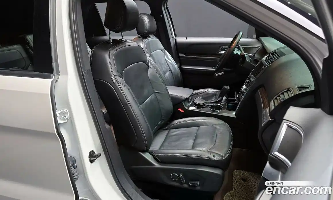 Ford Explorer 2017 2.3 гидро в Москве № 1920199, фото 16