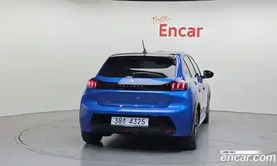 Peugeot 208 2023 0.1 гидро в Москве, миниатюра 4