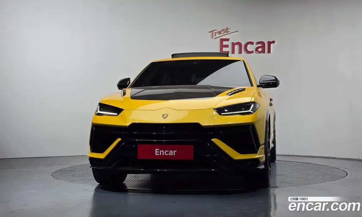 Lamborghini Urus 2024 4.0 гидро, фото 3
