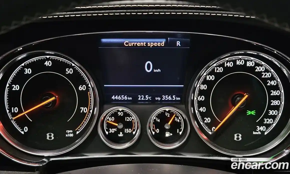 Bentley Flying Spur 2017 4.0 гидро, фото 8