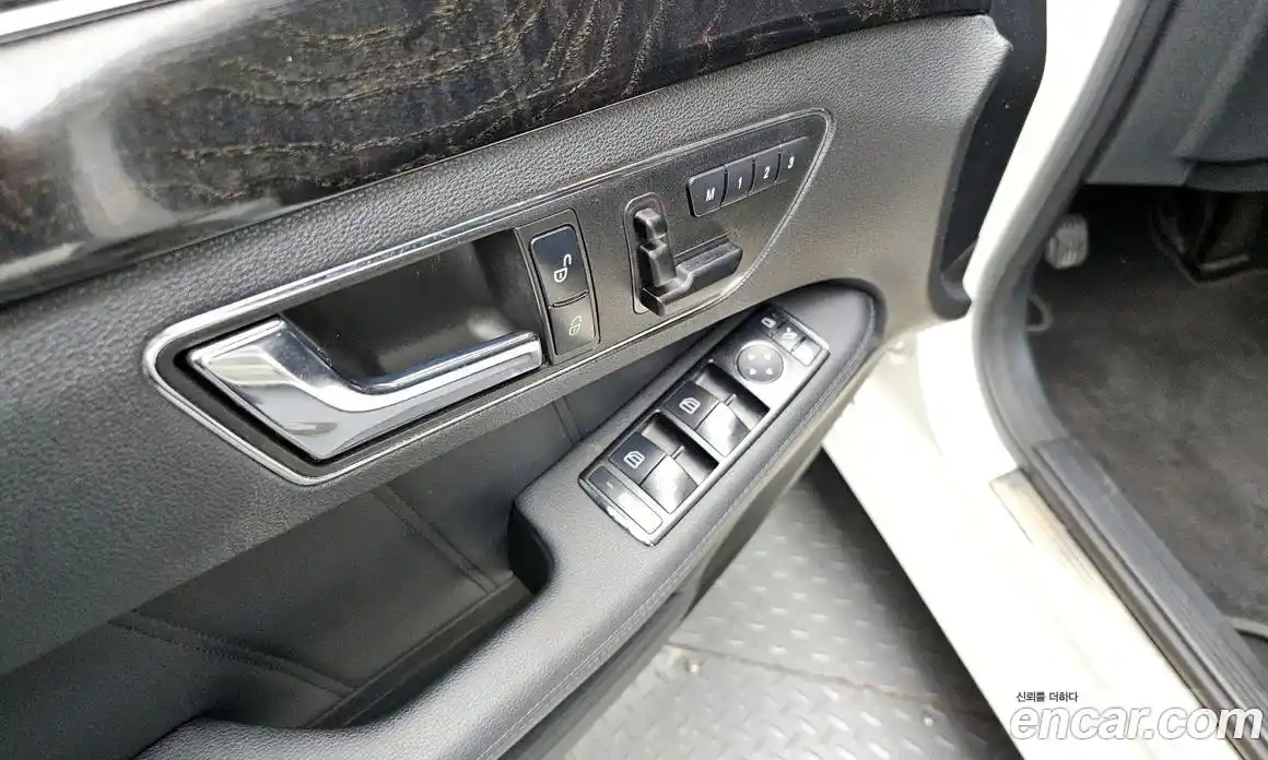 Mercedes-Benz E-Class 2010 1.8 гидро в Москве № 194067, фото 18