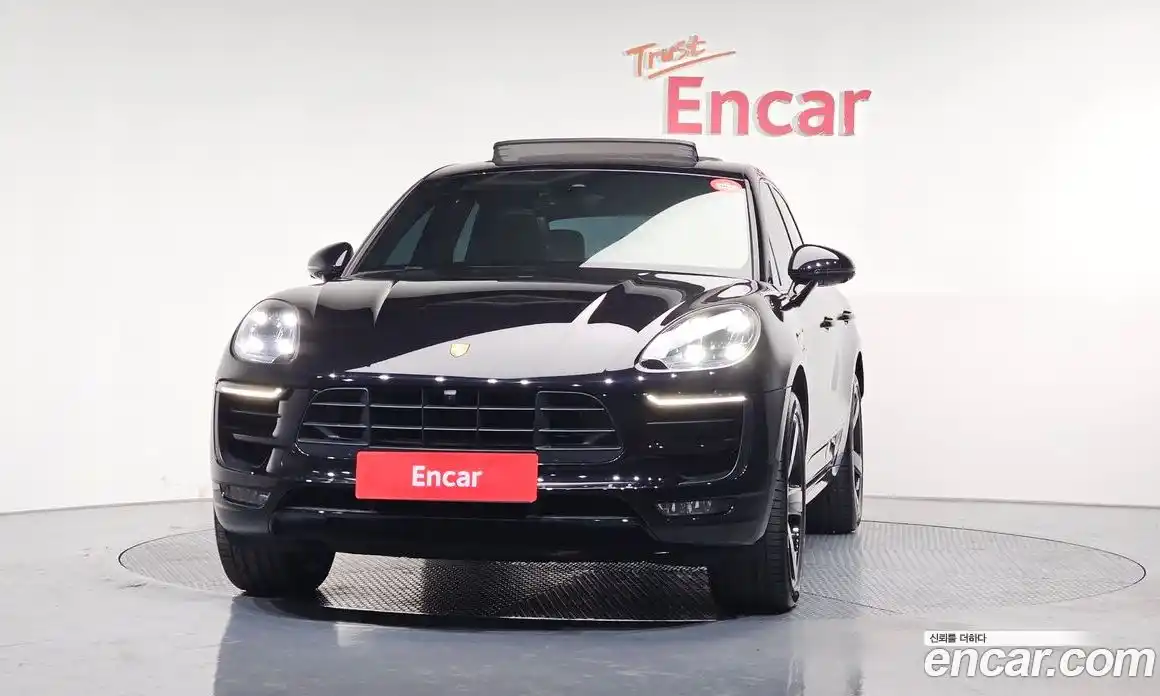Porsche Macan 2017 3.0 гидро в Москве № 197400, фото 3