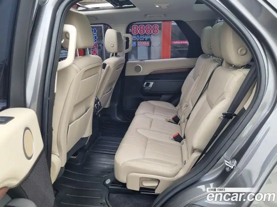 Land Rover Discovery 2018 3.0 гидро в Москве № 198197, фото 12