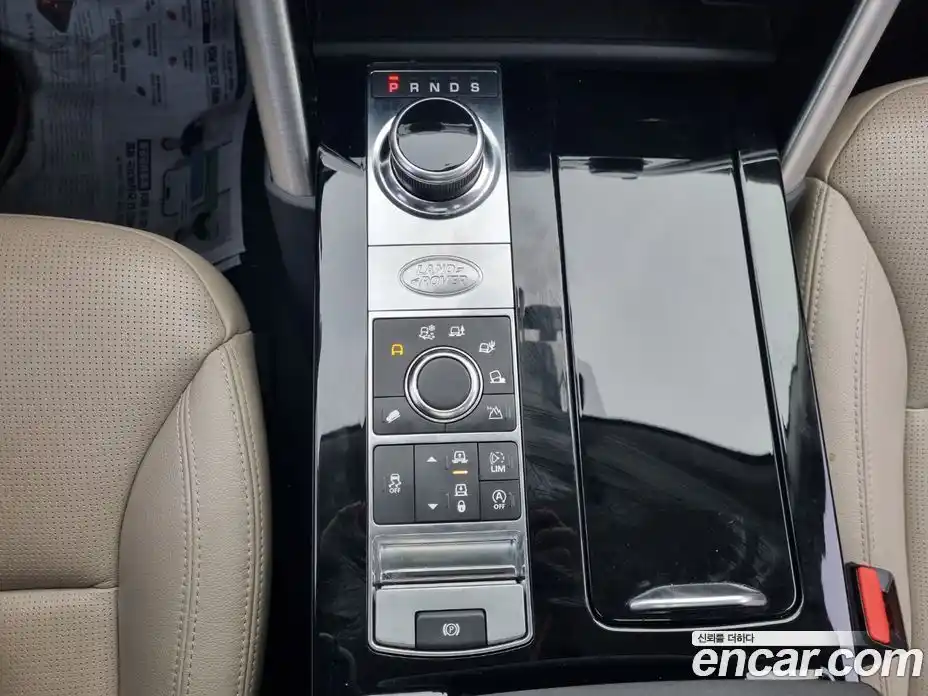 Land Rover Discovery 2018 3.0 гидро в Москве № 198197, фото 16
