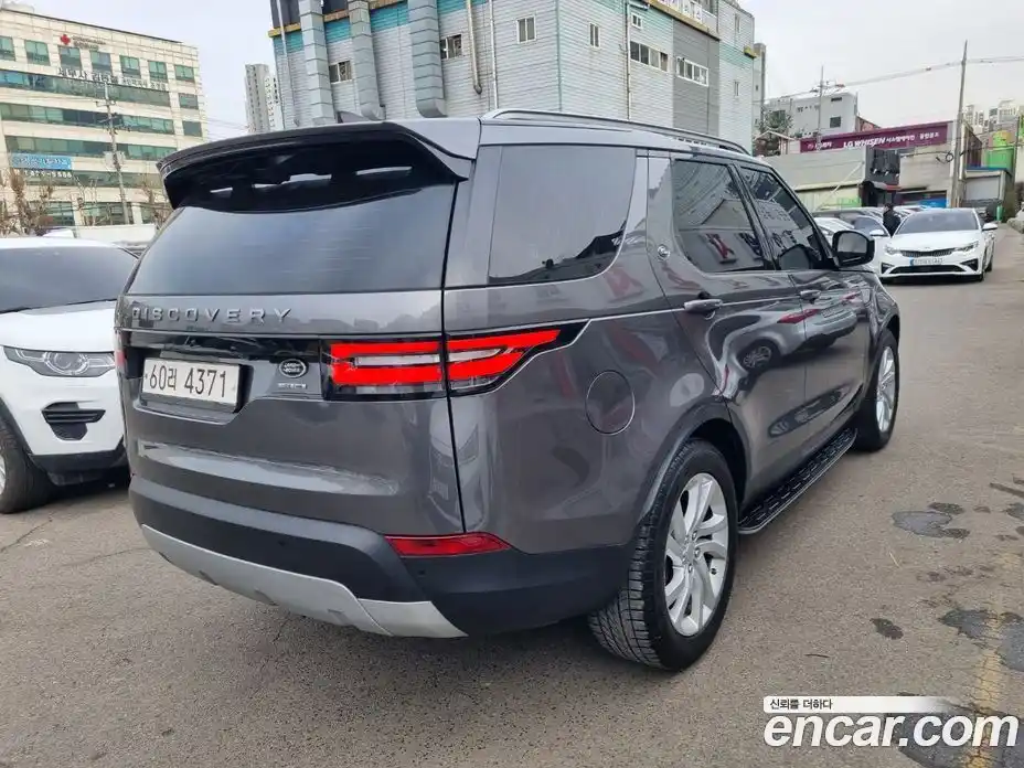 Land Rover Discovery 2018 3.0 гидро в Москве № 198197, фото 4