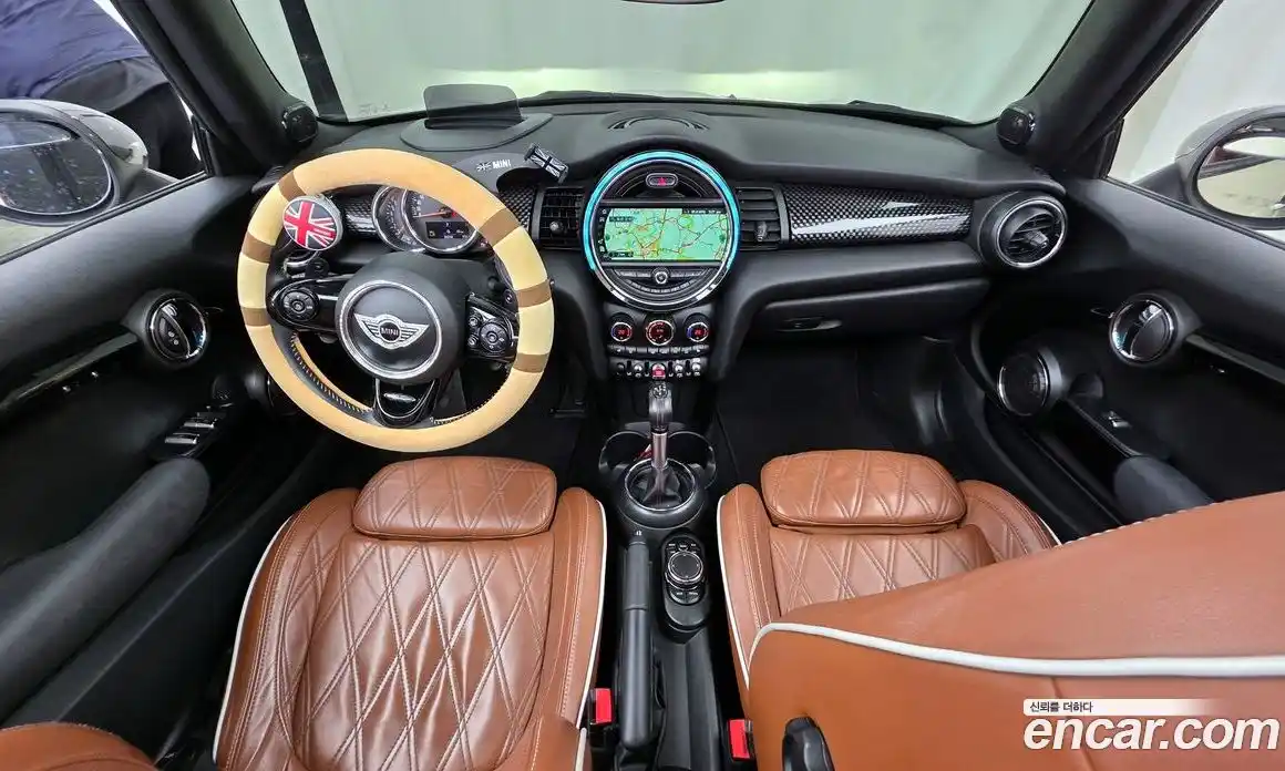 Mini Cooper Convertible 2018 2.0 гидро в Москве № 198400, фото 7