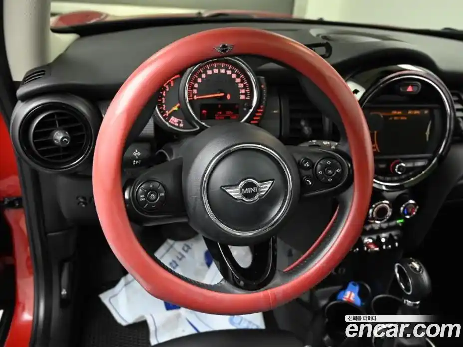 Mini Cooper 2017 1.5 гидро в Москве № 228082, фото 13