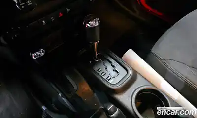 Jeep Wrangler 2017 3.6 гидро в Москве № 232597, миниатюра 9