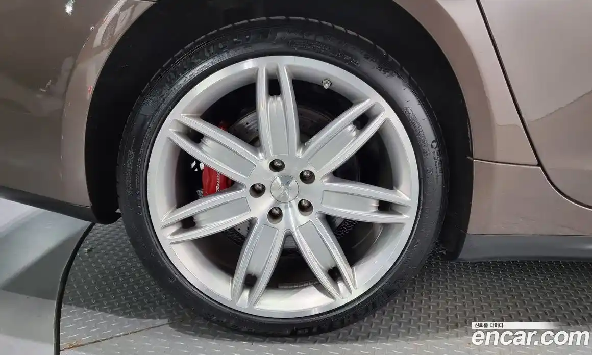 Maserati Quattroporte 2013 3.8 гидро, фото 5