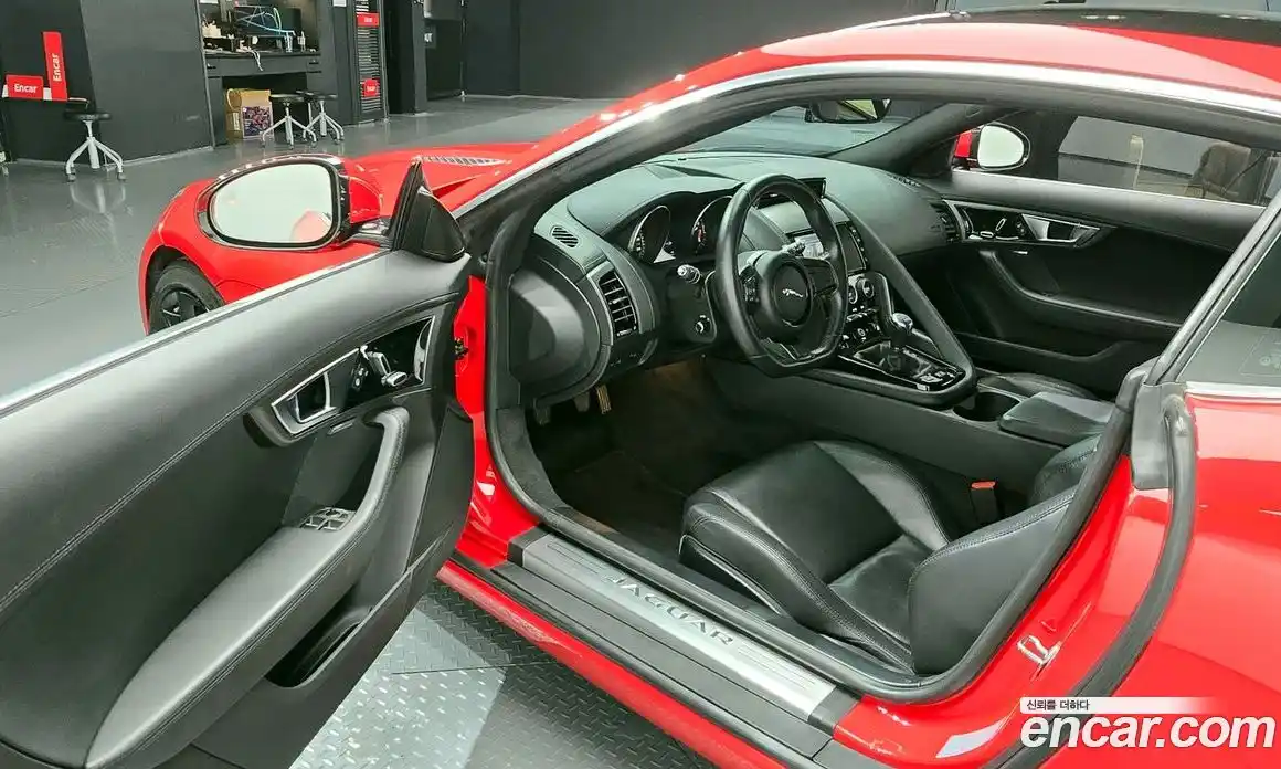 Jaguar F-Type 2015 3.0 механика в Москве № 256047, фото 10