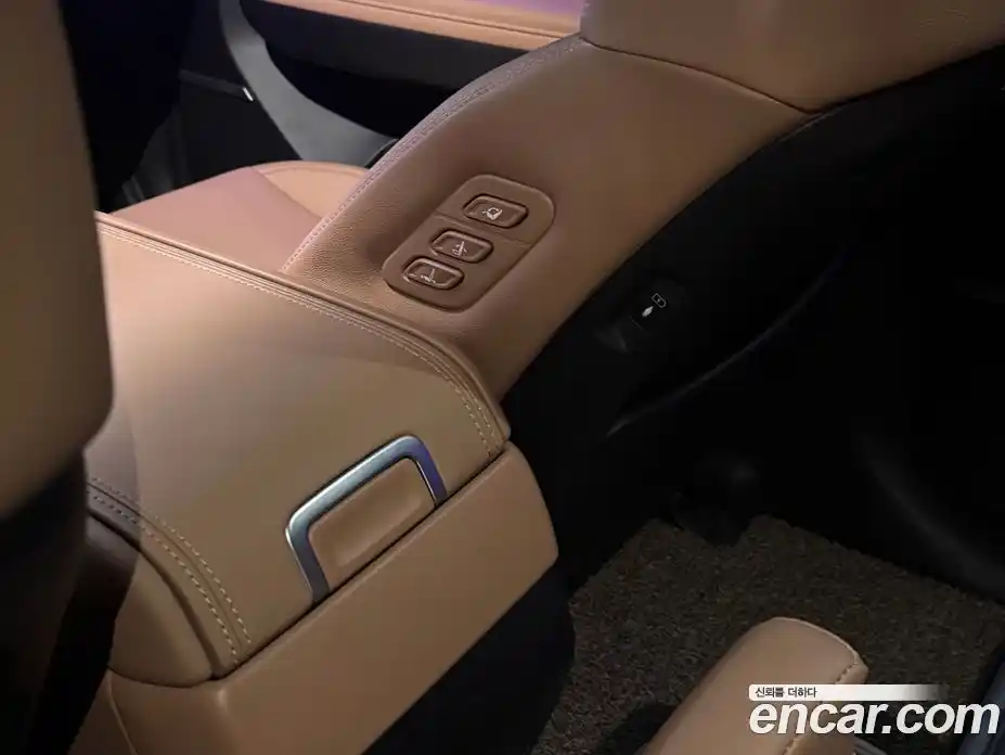 Hyundai Santa Fe 2025 1.6 гидро в Москве № 1141280, фото 6