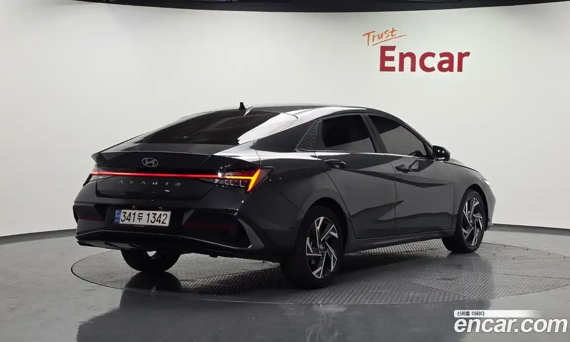Hyundai Avante 2023 1.6 гидро в Москве № 1277970, фото 2