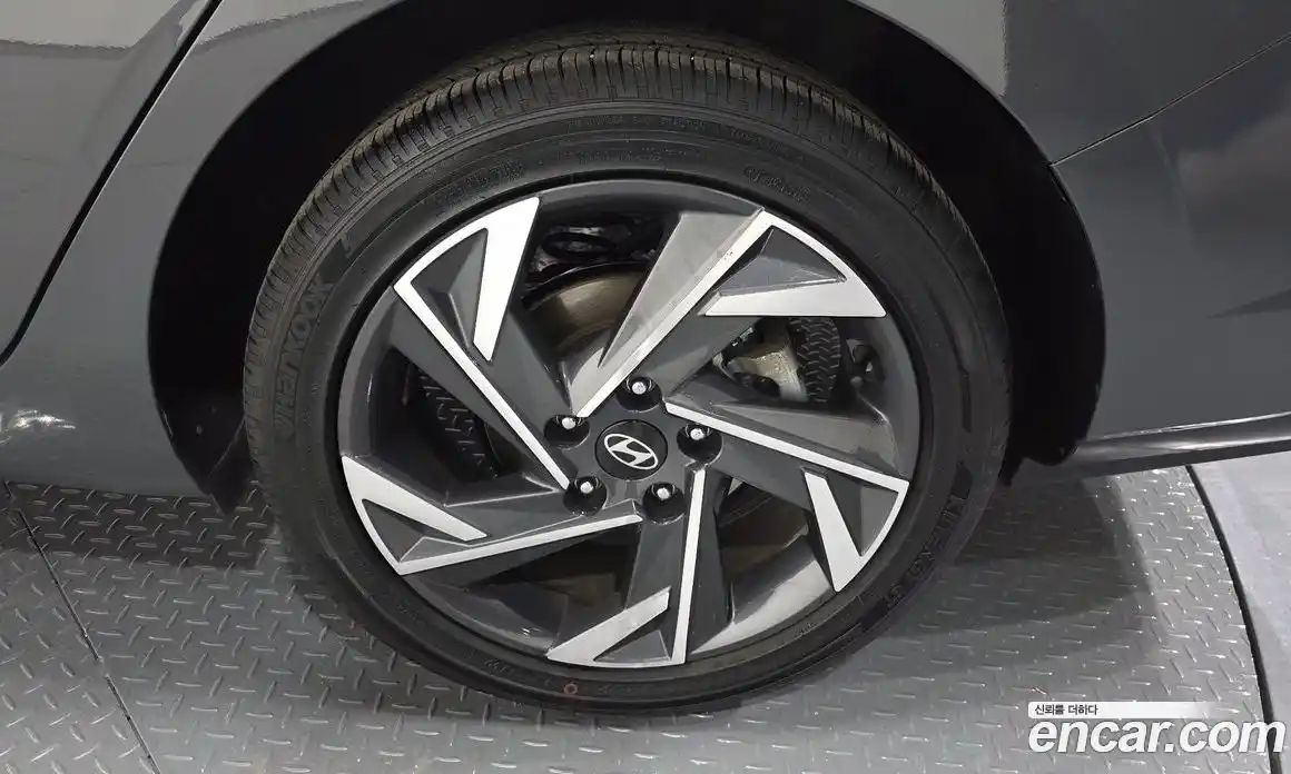 Hyundai Avante 2023 1.6 гидро в Москве № 1277970, фото 7