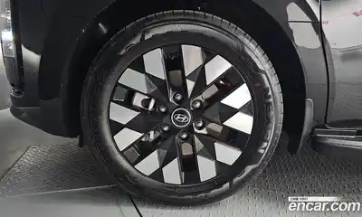 Hyundai Staria 2025 1.6 гидро в Москве № 1317445, миниатюра 5
