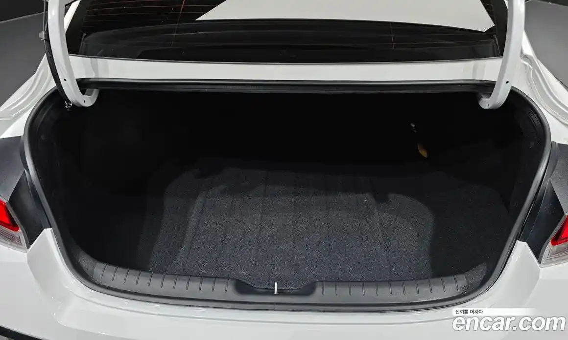Hyundai Avante 2024 1.6 гидро в Москве № 1317629, фото 26