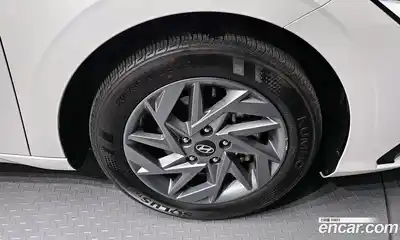 Hyundai Avante 2024 1.6 гидро в Москве № 1317629, миниатюра 7