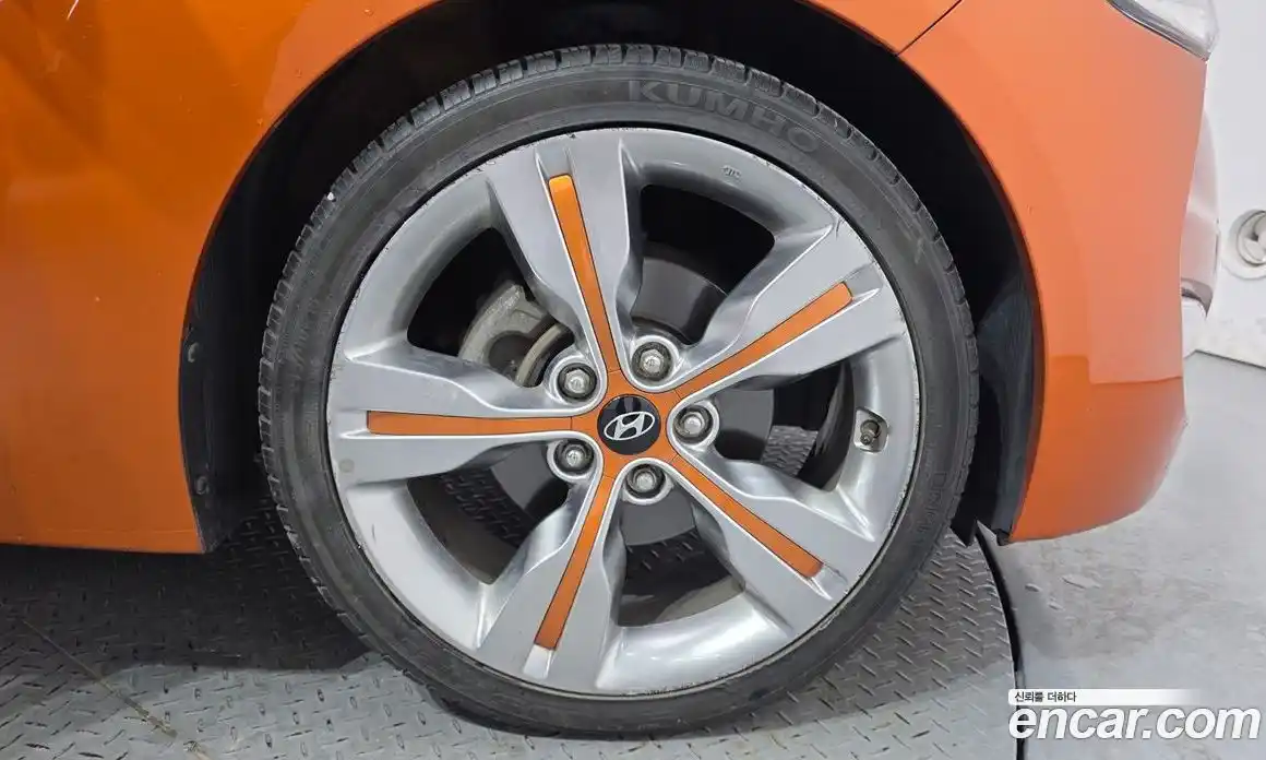Hyundai Veloster 2012 1.6 гидро в Москве № 1317866, фото 7