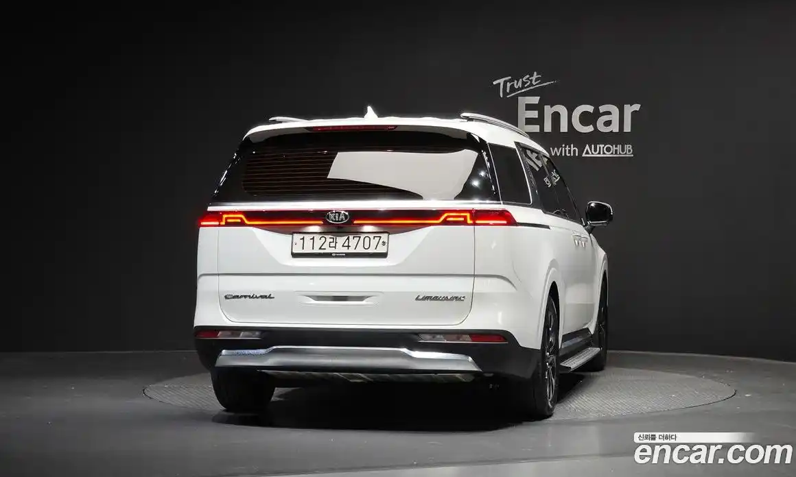 Kia Canival 2020 3.5 гидро в Москве № 1318284, фото 4