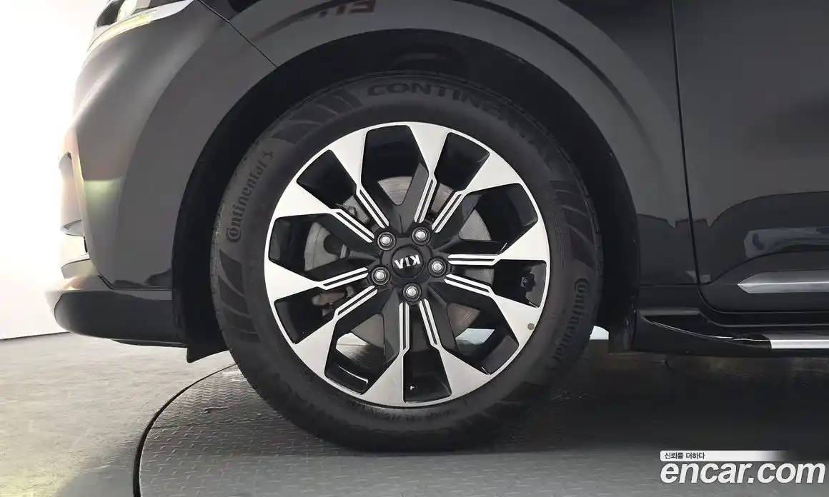 Kia Canival 2021 3.5 гидро в Москве № 1318305, фото 4