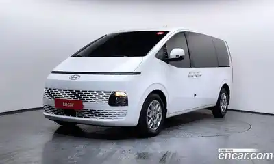 Hyundai Staria, 2025