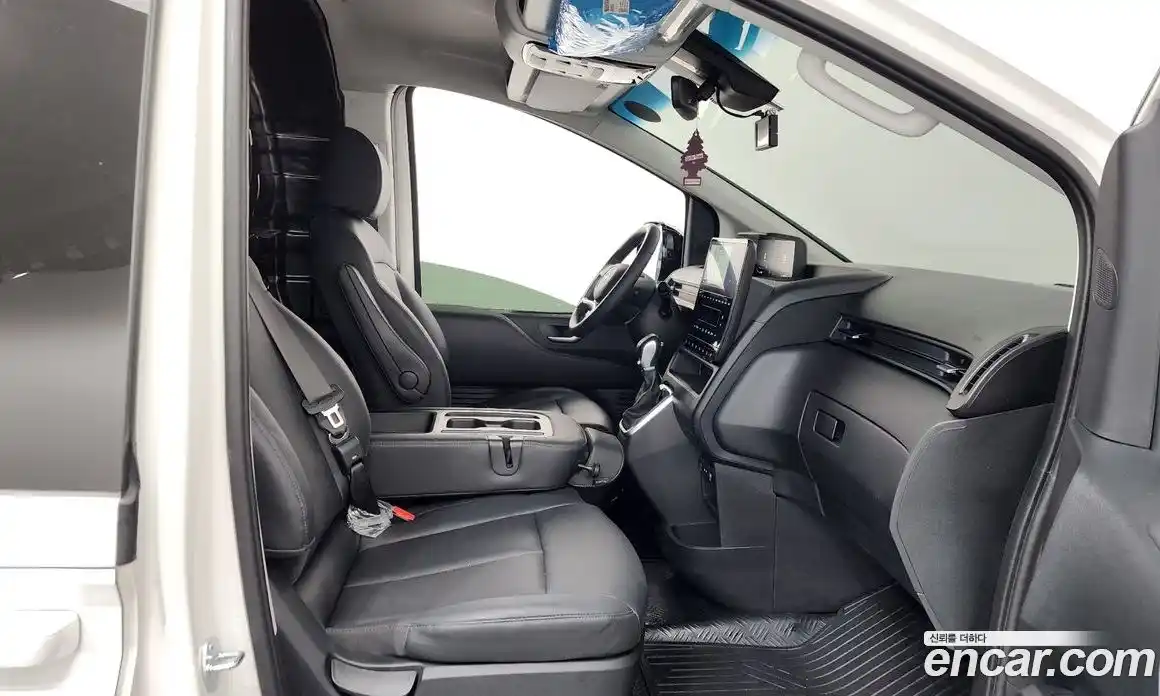 Hyundai Staria 2025 2.2 гидро в Москве № 1416953, фото 16