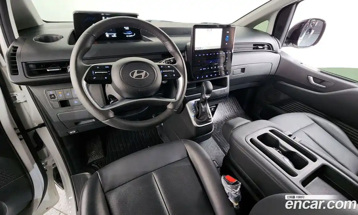 Hyundai Staria 2025 2.2 гидро в Москве № 1416953, фото 10