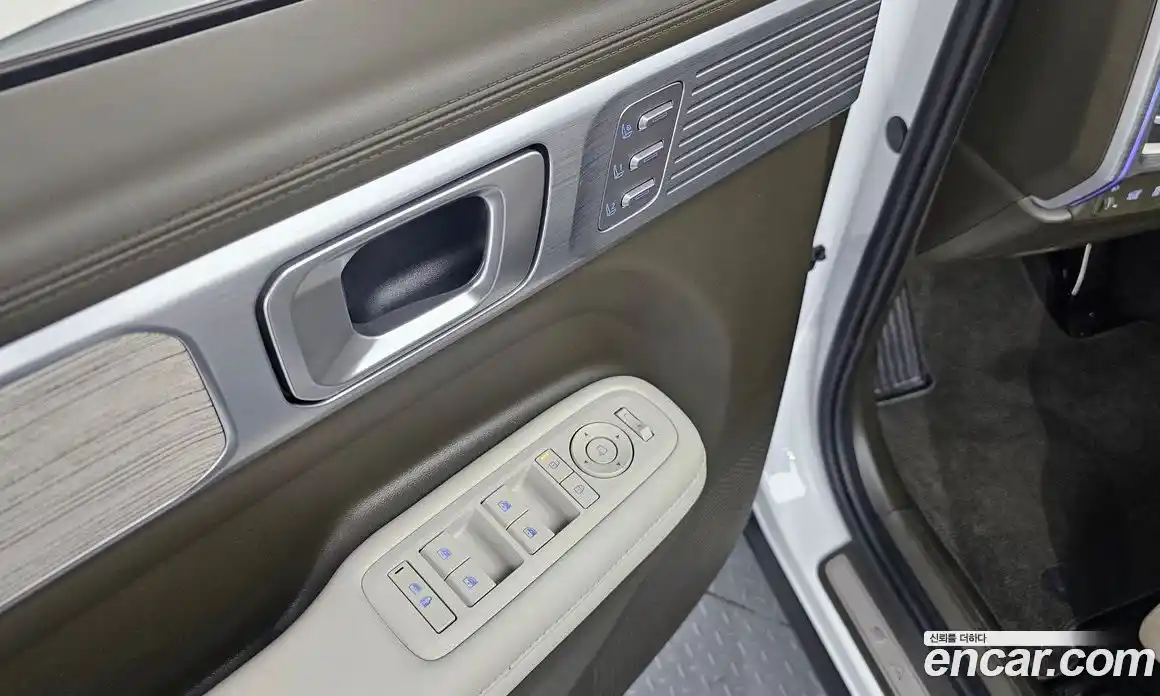 Hyundai Santa Fe 2024 1.6 гидро в Москве № 1417018, фото 22