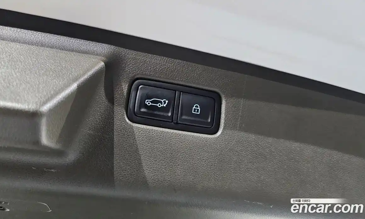 Hyundai Santa Fe 2024 1.6 гидро в Москве № 1417018, фото 26