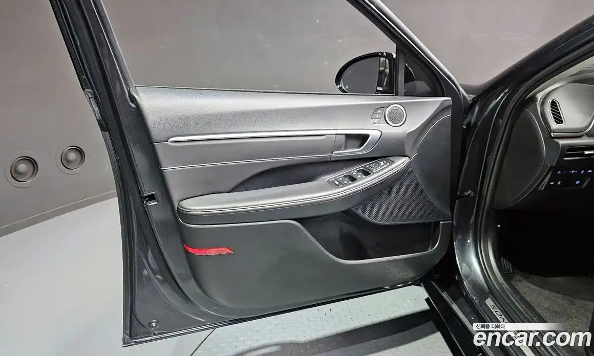 Hyundai Sonata 2023 1.6 гидро в Москве № 1417135, фото 14