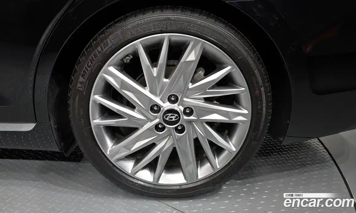 Hyundai Grandeur 2020 3.3 гидро в Москве № 1417346, фото 7