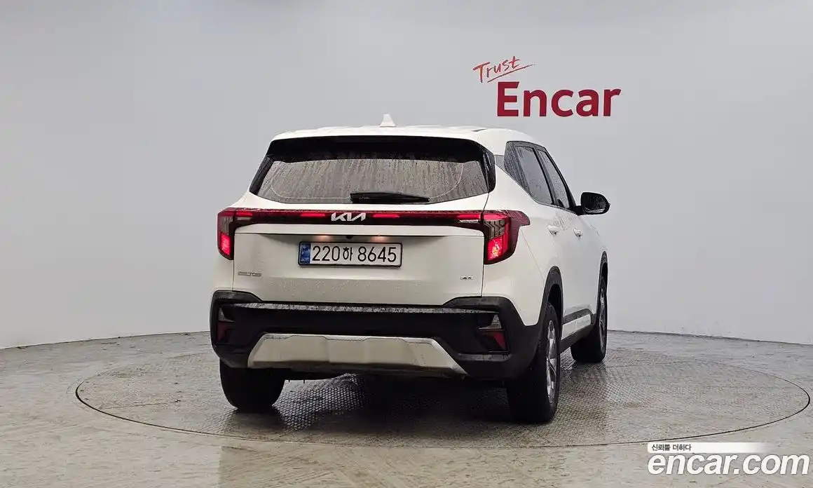 Kia Seltos 2024 2.0 гидро в Москве № 1417903, фото 4