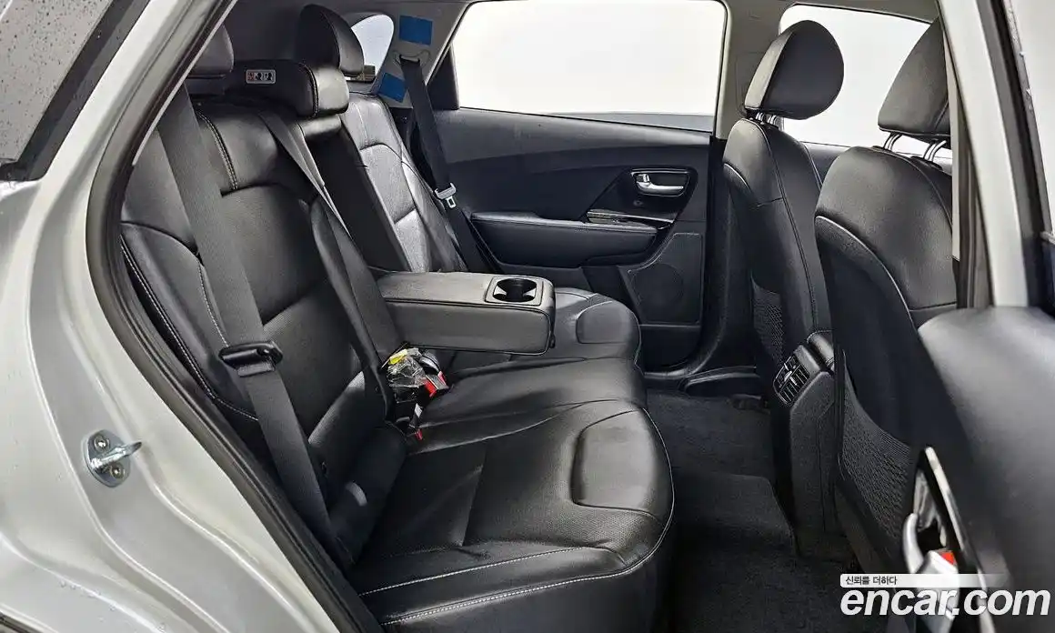 Kia Niro 2021 0.2 гидро в Москве № 1418043, фото 18