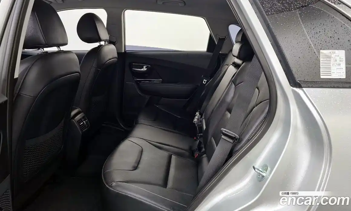 Kia Niro 2021 0.2 гидро в Москве № 1418043, фото 19