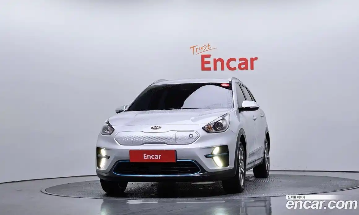 Kia Niro 2021 0.2 гидро в Москве № 1418043, фото 3