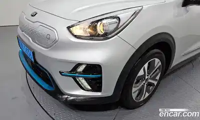 Kia Niro 2021 0.2 гидро в Москве № 1418043, миниатюра 8