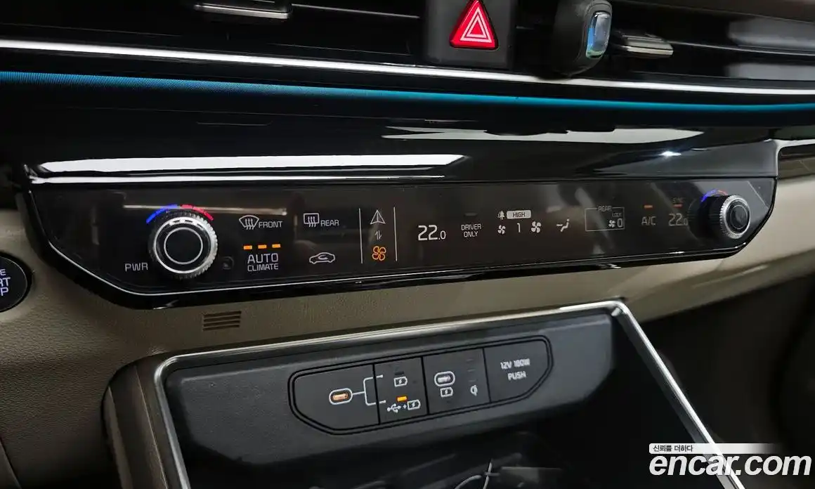 Kia Canival 2024 1.6 гидро в Москве № 1418050, фото 31