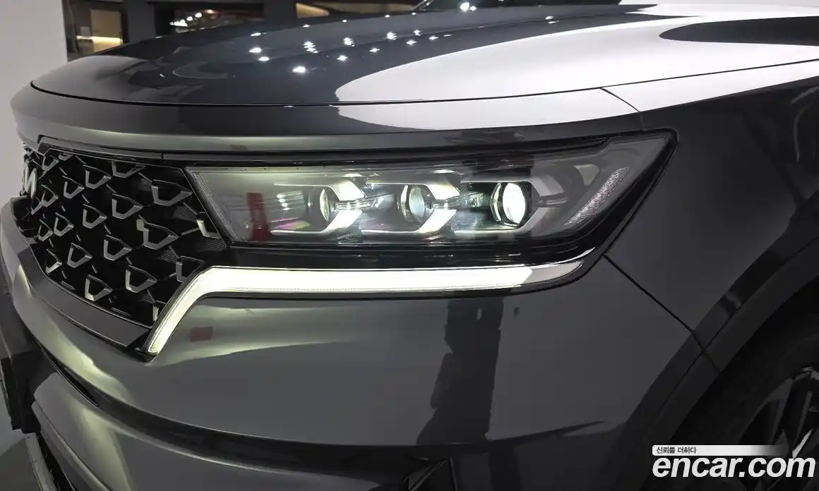 Kia Sorento 2023 2.5 гидро в Москве № 1538178, фото 8